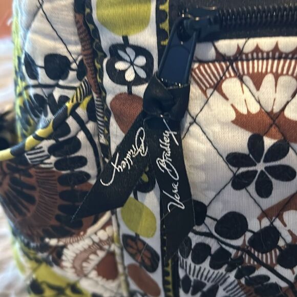 Vera Bradley cotton quilted stroll along circle pattern diaper bag - Picture 2 of 10